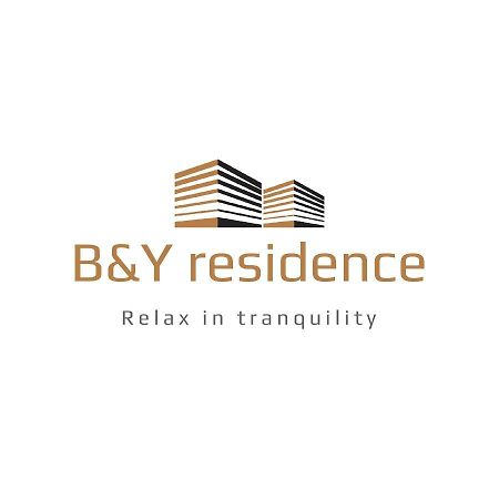 B And Y Residence Chiang Mai Esterno foto