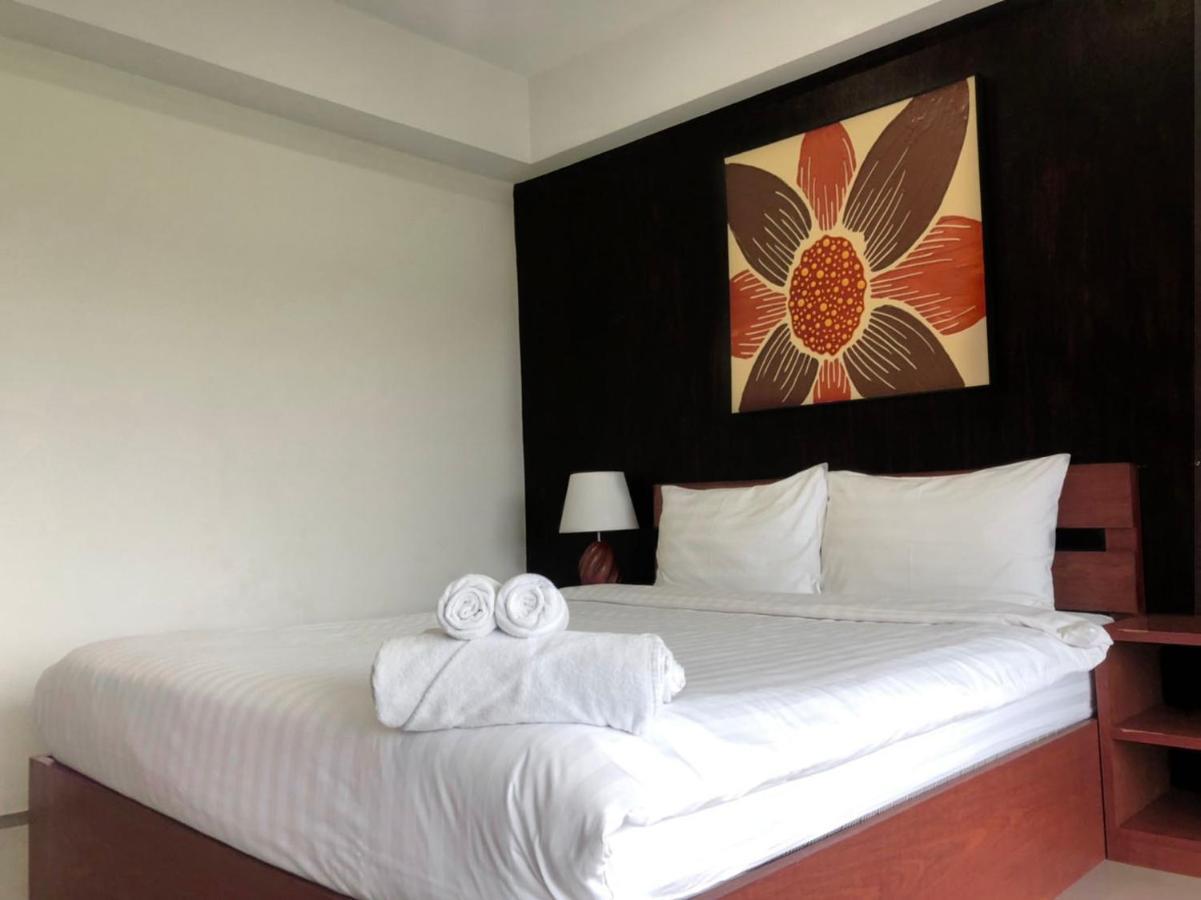 B And Y Residence Chiang Mai Esterno foto
