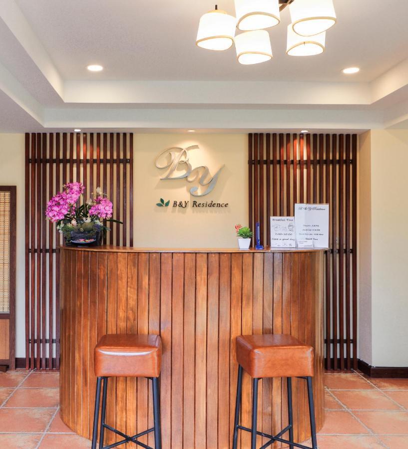 B And Y Residence Chiang Mai Esterno foto