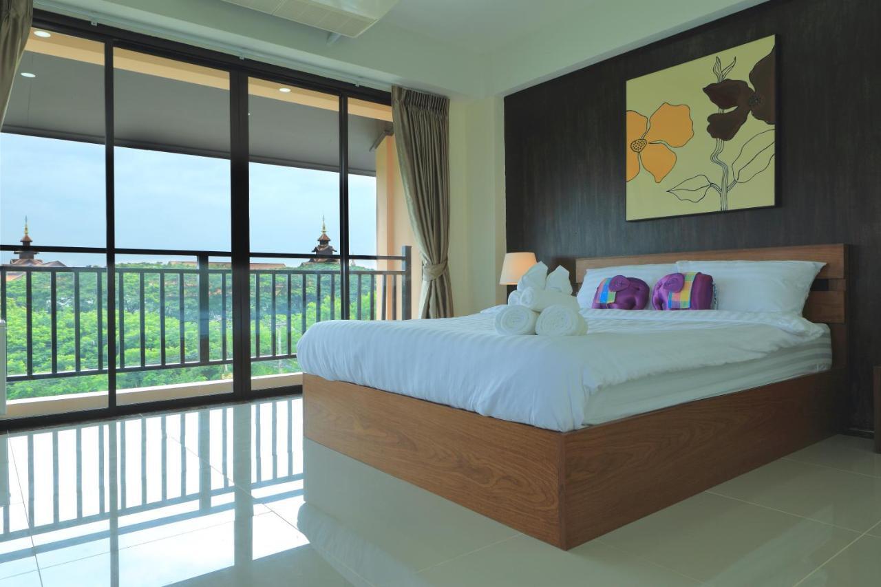 B And Y Residence Chiang Mai Esterno foto